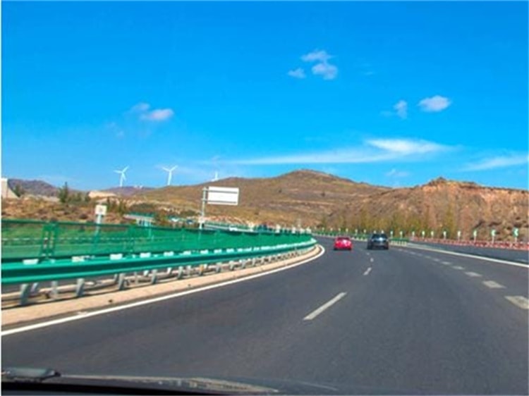 内蒙高速护栏,二波喷塑防撞护栏板